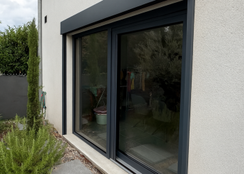 Chantier de rénovation. Fenêtre Internorm.