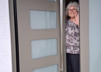 Rénovation d'une porte d'entrée INTERNORM AT540 RC2 : design moderne et sécurité renforcée à Brunstadt (68)